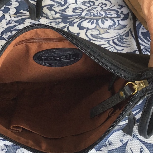 Fossil navy blue crossbody bag - Picture 4 of 6